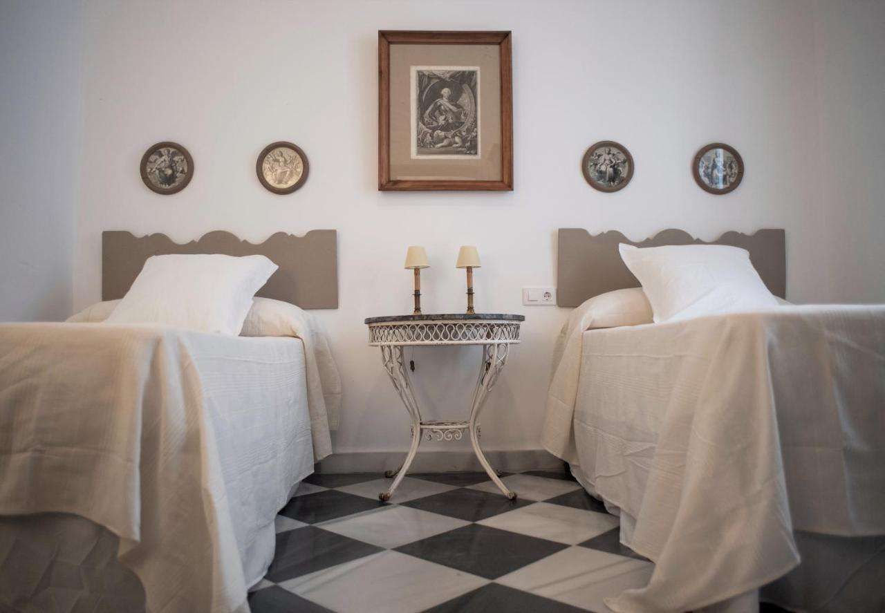 Gatu Premium Apartamento Palacio Oneto Con Jardin Privado " Preferente Mayores De 25 Anos Y Familias " Эль-Пуэрто-де-Санта-Мария Экстерьер фото