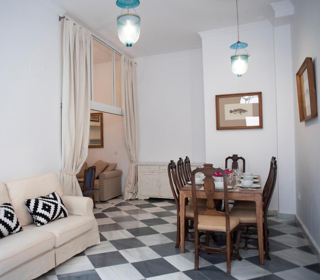 Gatu Premium Apartamento Palacio Oneto Con Jardin Privado " Preferente Mayores De 25 Anos Y Familias " Эль-Пуэрто-де-Санта-Мария Экстерьер фото