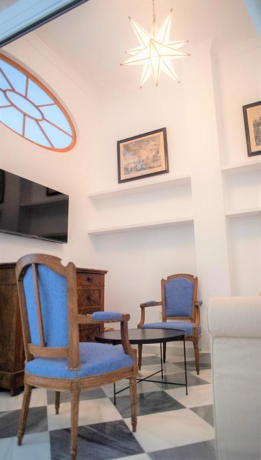 Gatu Premium Apartamento Palacio Oneto Con Jardin Privado " Preferente Mayores De 25 Anos Y Familias " Эль-Пуэрто-де-Санта-Мария Экстерьер фото