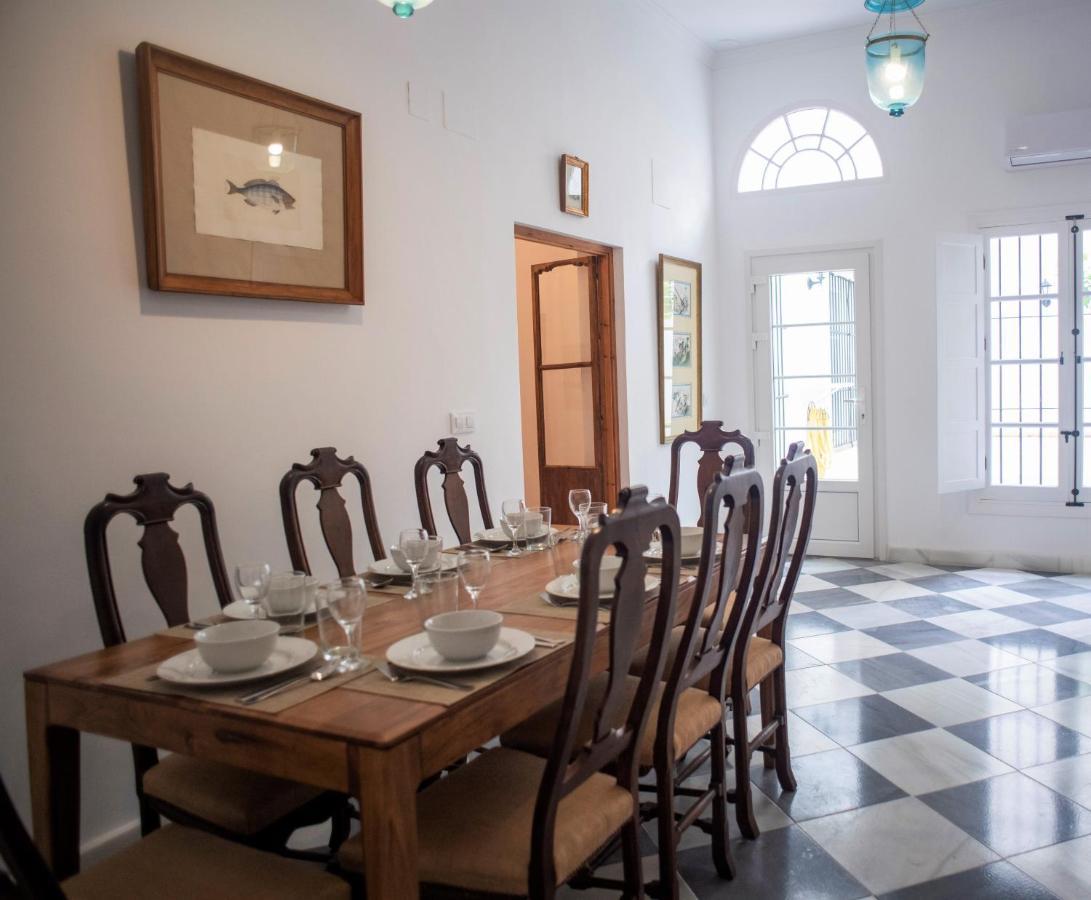 Gatu Premium Apartamento Palacio Oneto Con Jardin Privado " Preferente Mayores De 25 Anos Y Familias " Эль-Пуэрто-де-Санта-Мария Экстерьер фото